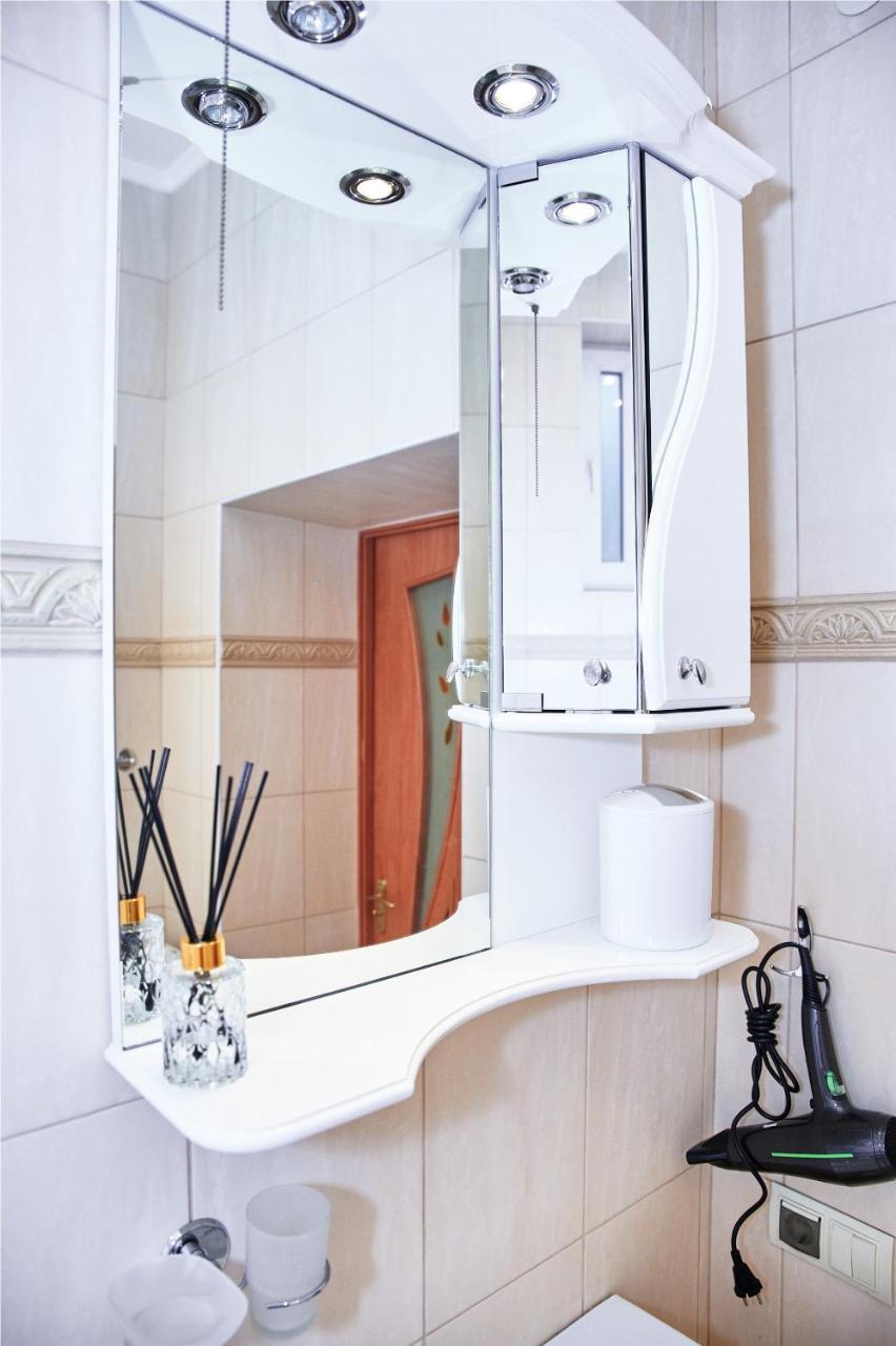 Designer apartment in the center Lviv Buitenkant foto
