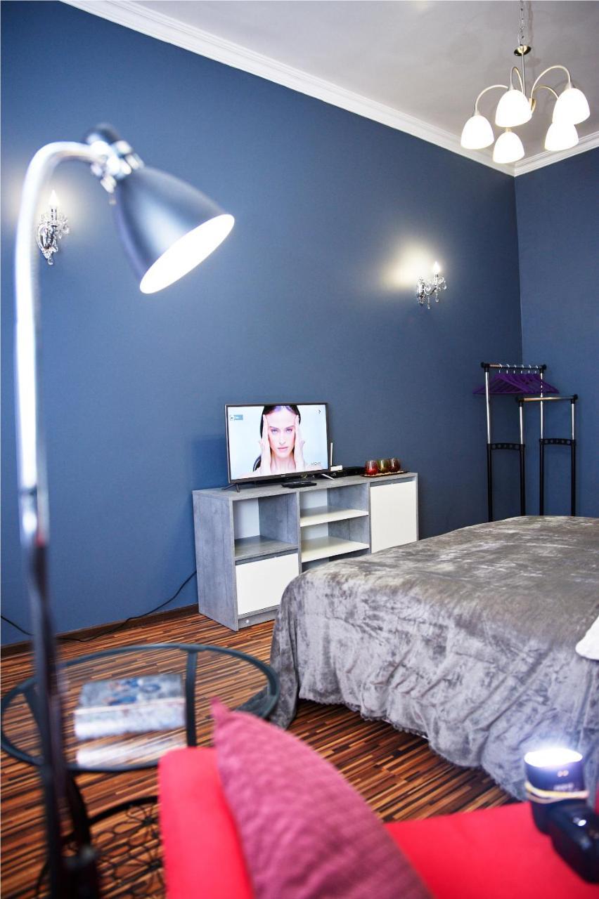 Designer apartment in the center Lviv Buitenkant foto